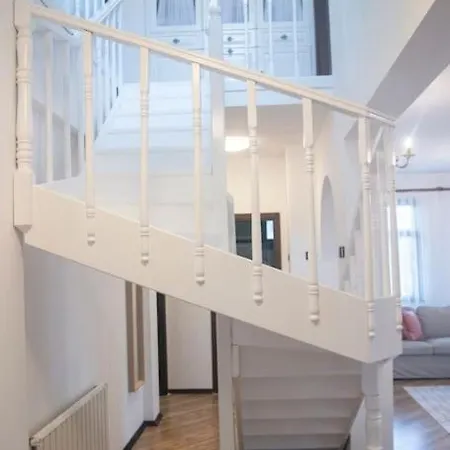 Luxury With Pool In Sofhan Kirkpinar *