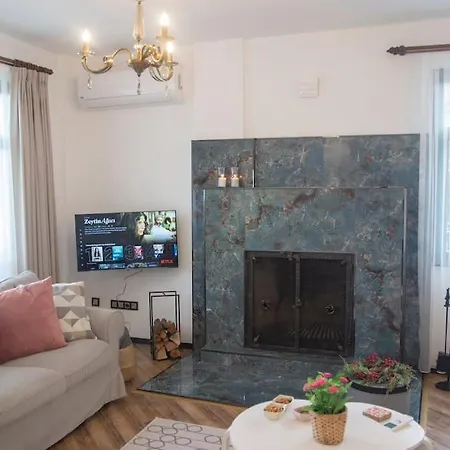 Luxury With Pool In Sofhan Kirkpinar *